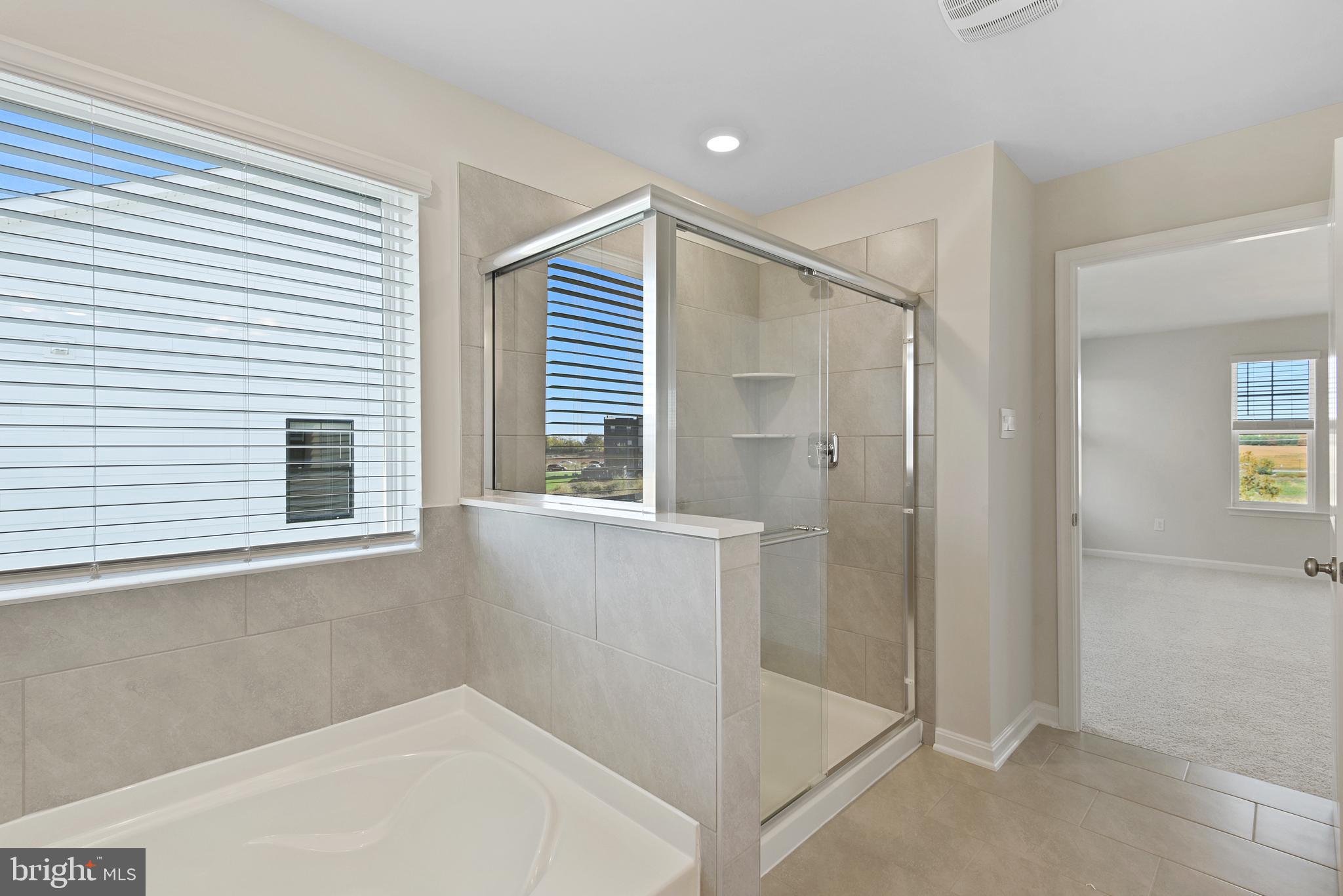 CREEKSIDE ESTATES - Residential