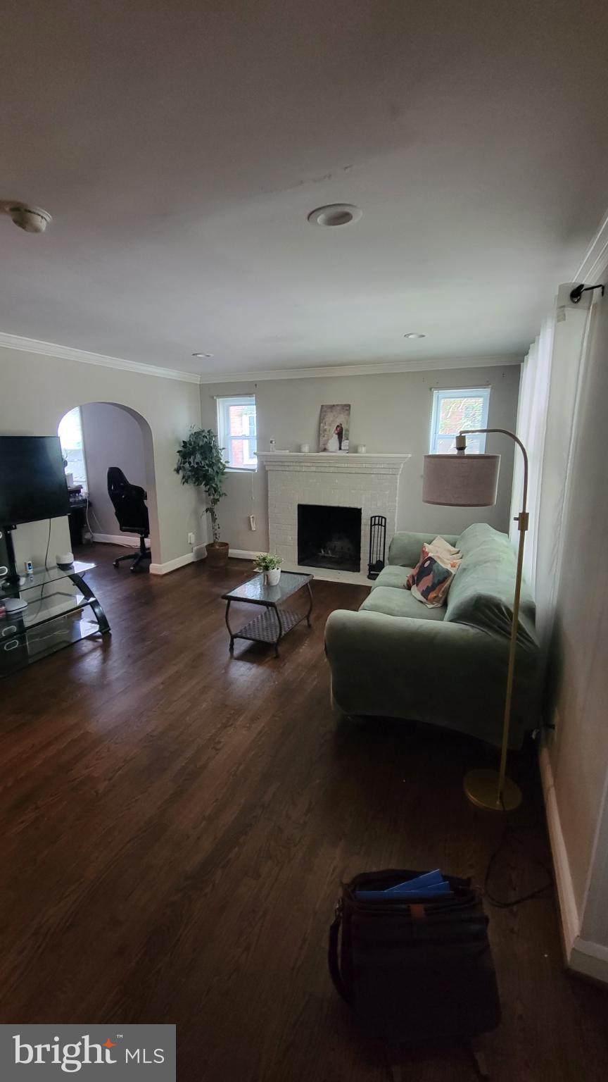 LAURAVILLE HISTORIC DISTRICT - Residential