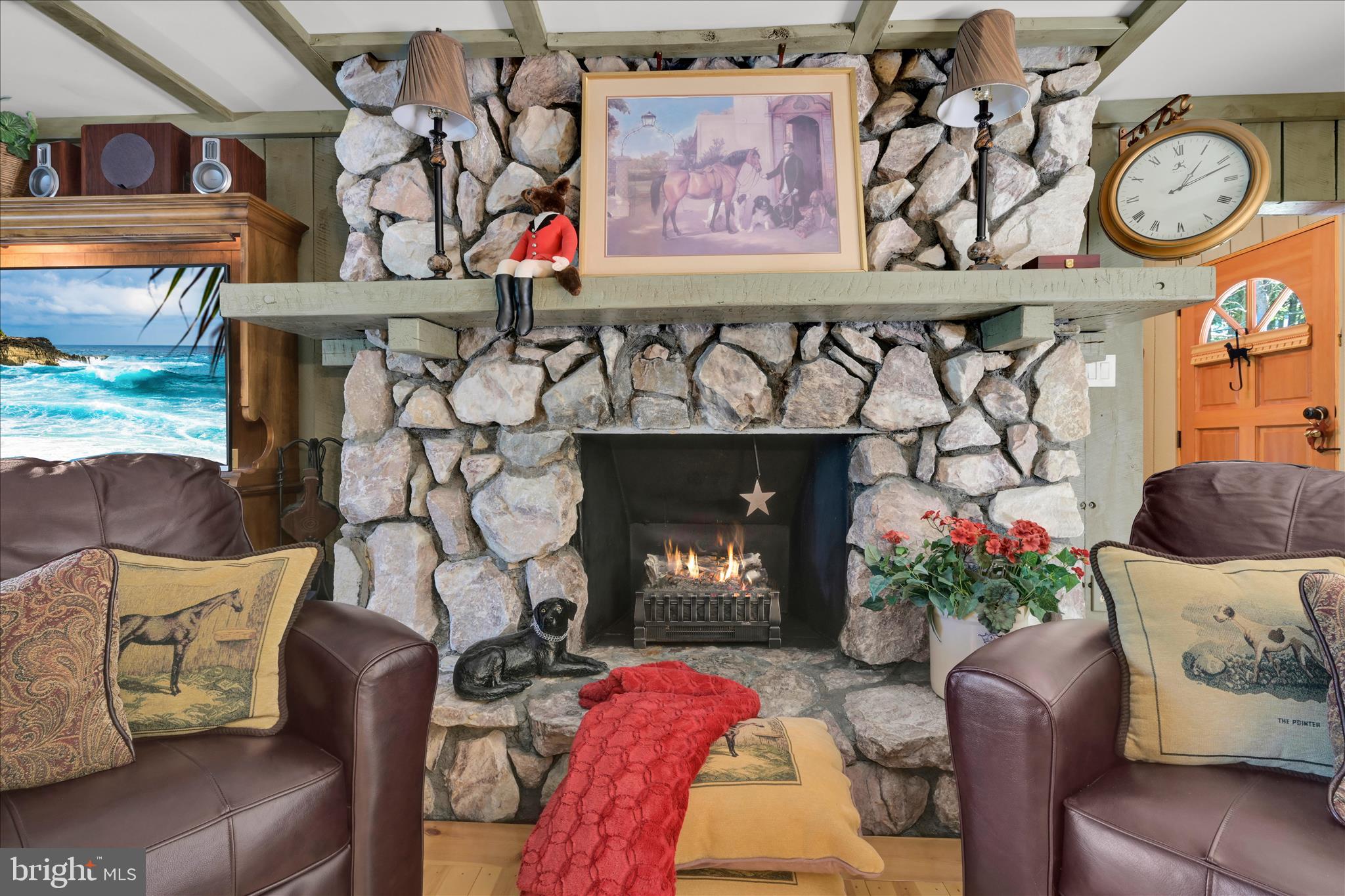 LAKE WYNONAH - Residential