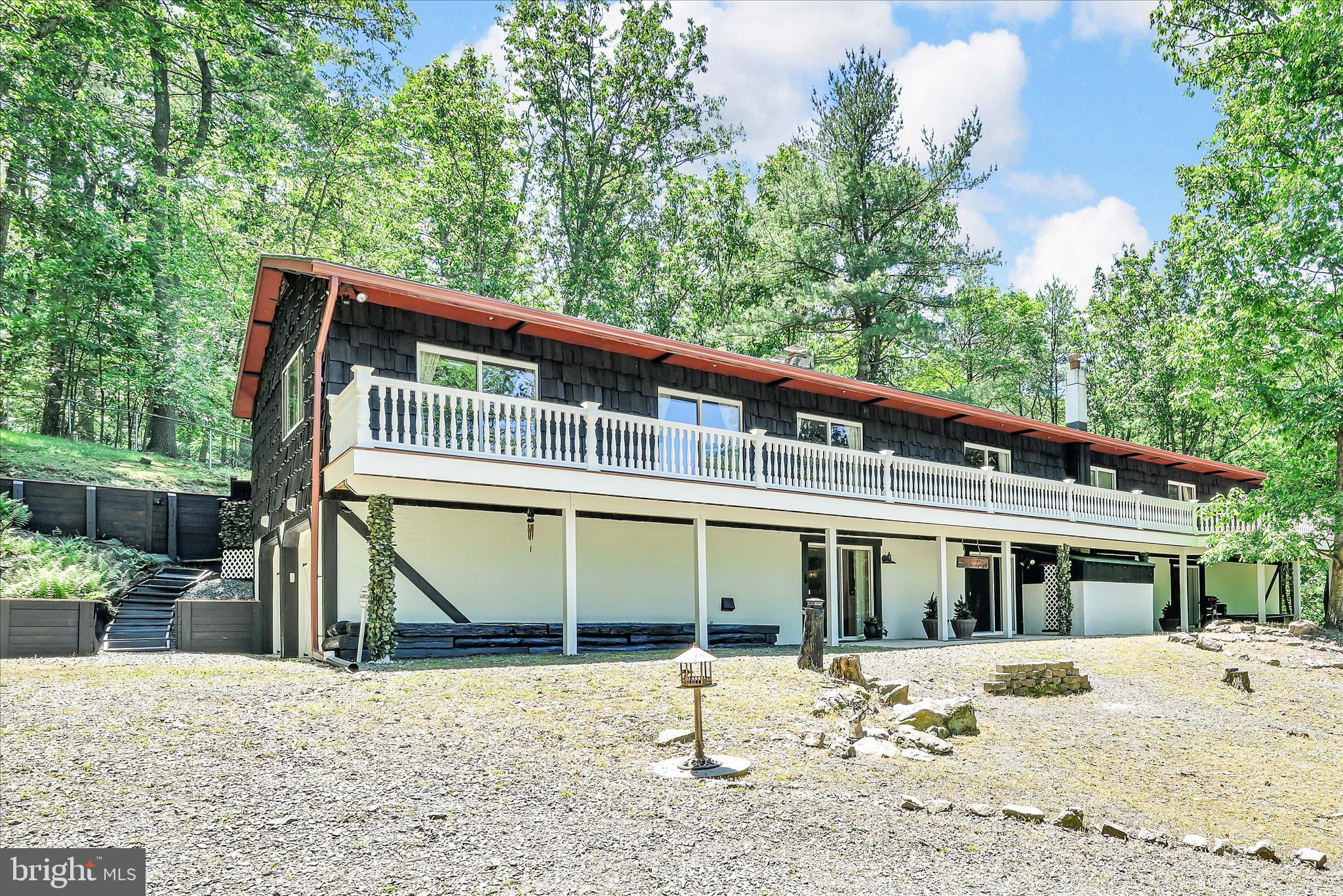 LAKE WYNONAH - Residential