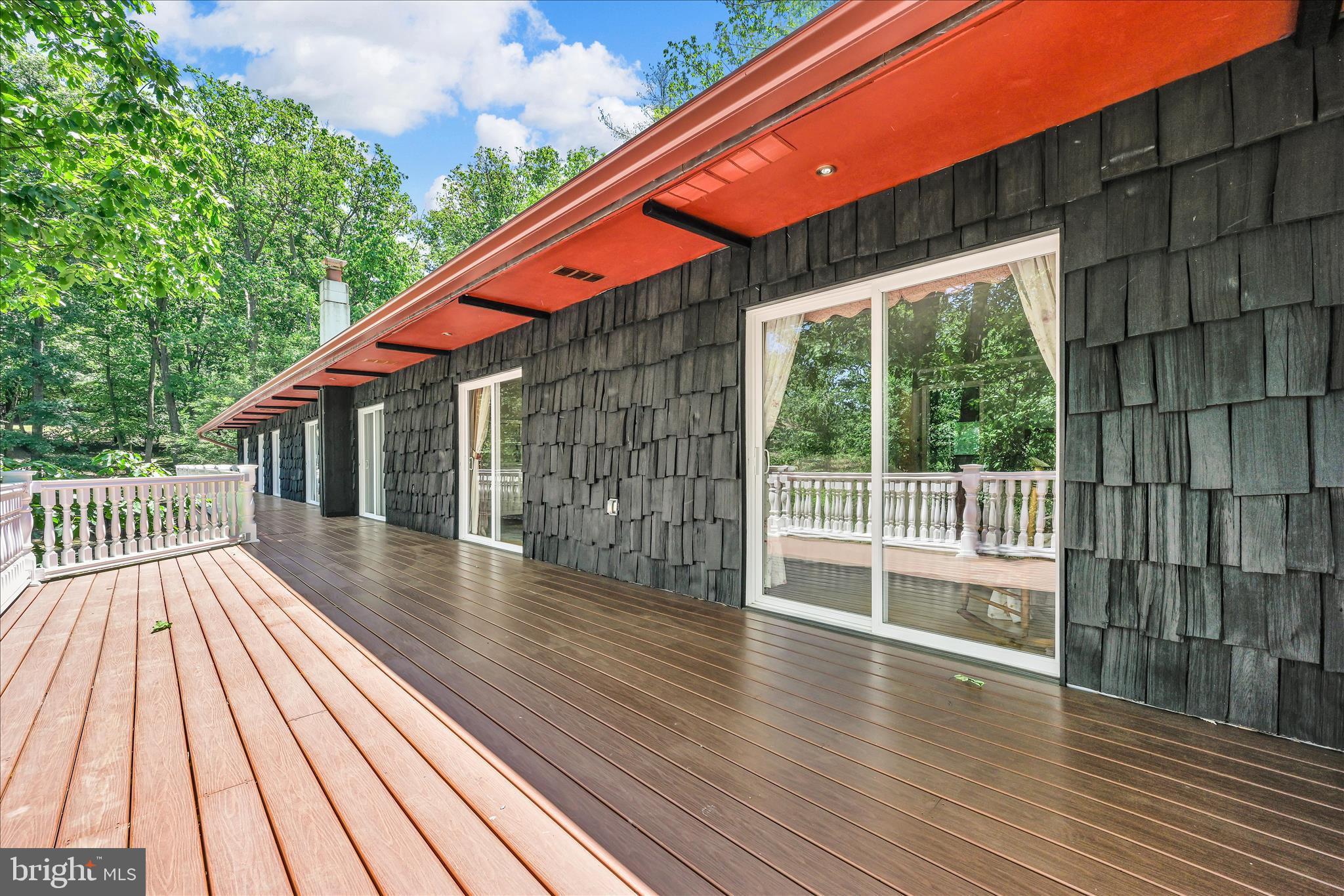 LAKE WYNONAH - Residential