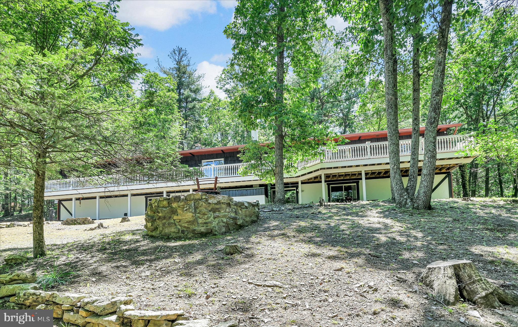 LAKE WYNONAH - Residential