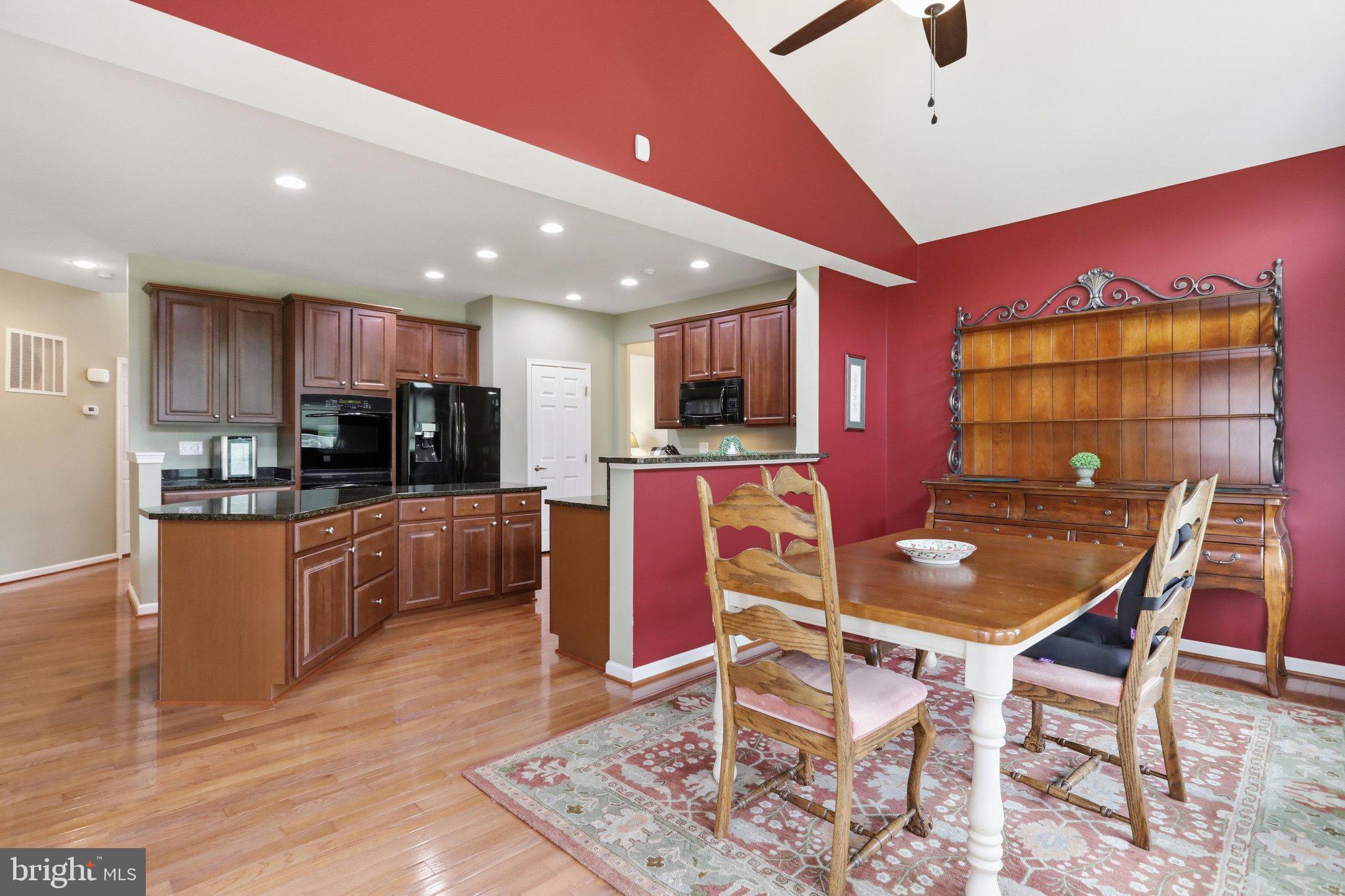 MADDEX FARM - Residential