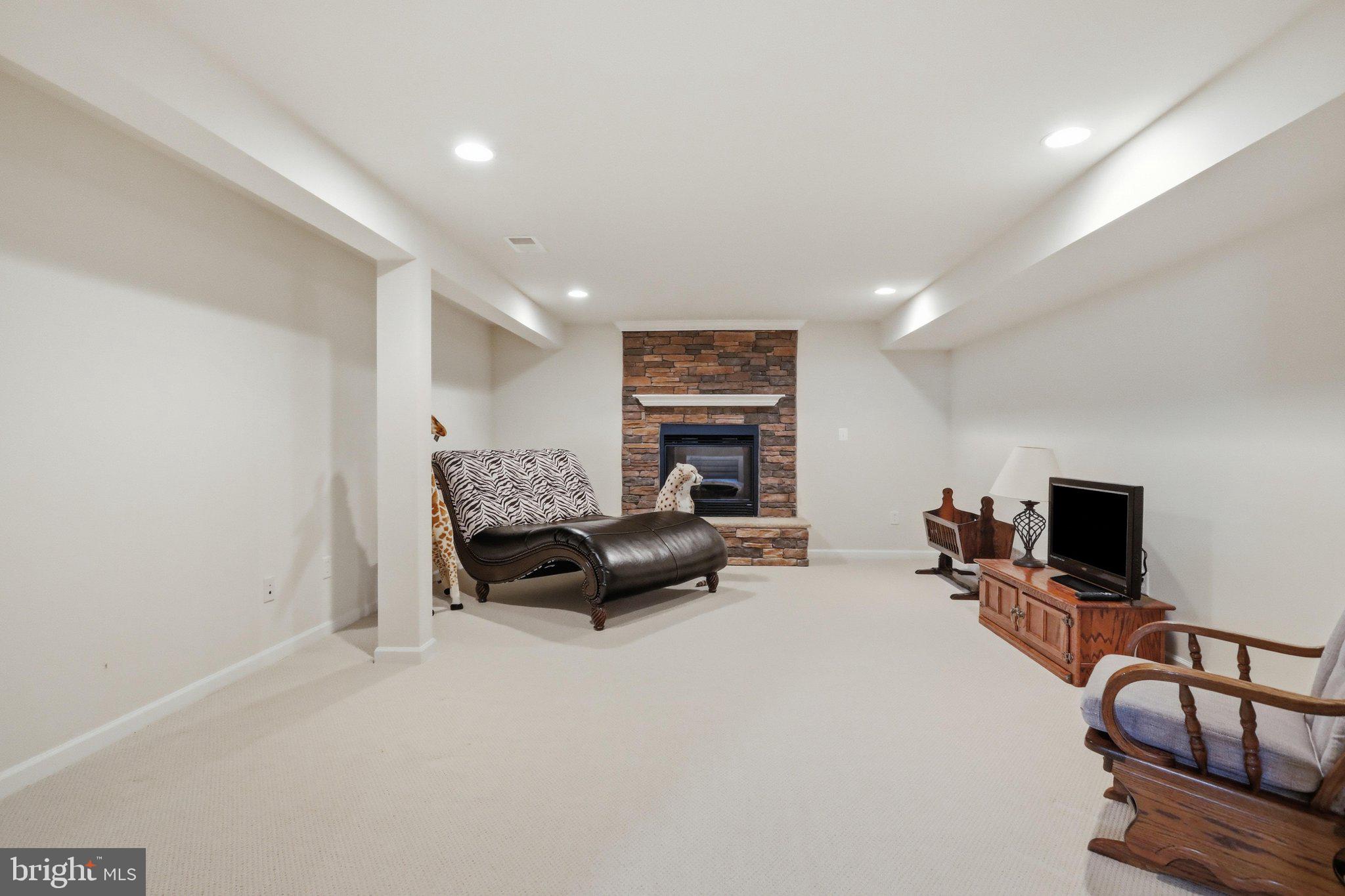 MADDEX FARM - Residential