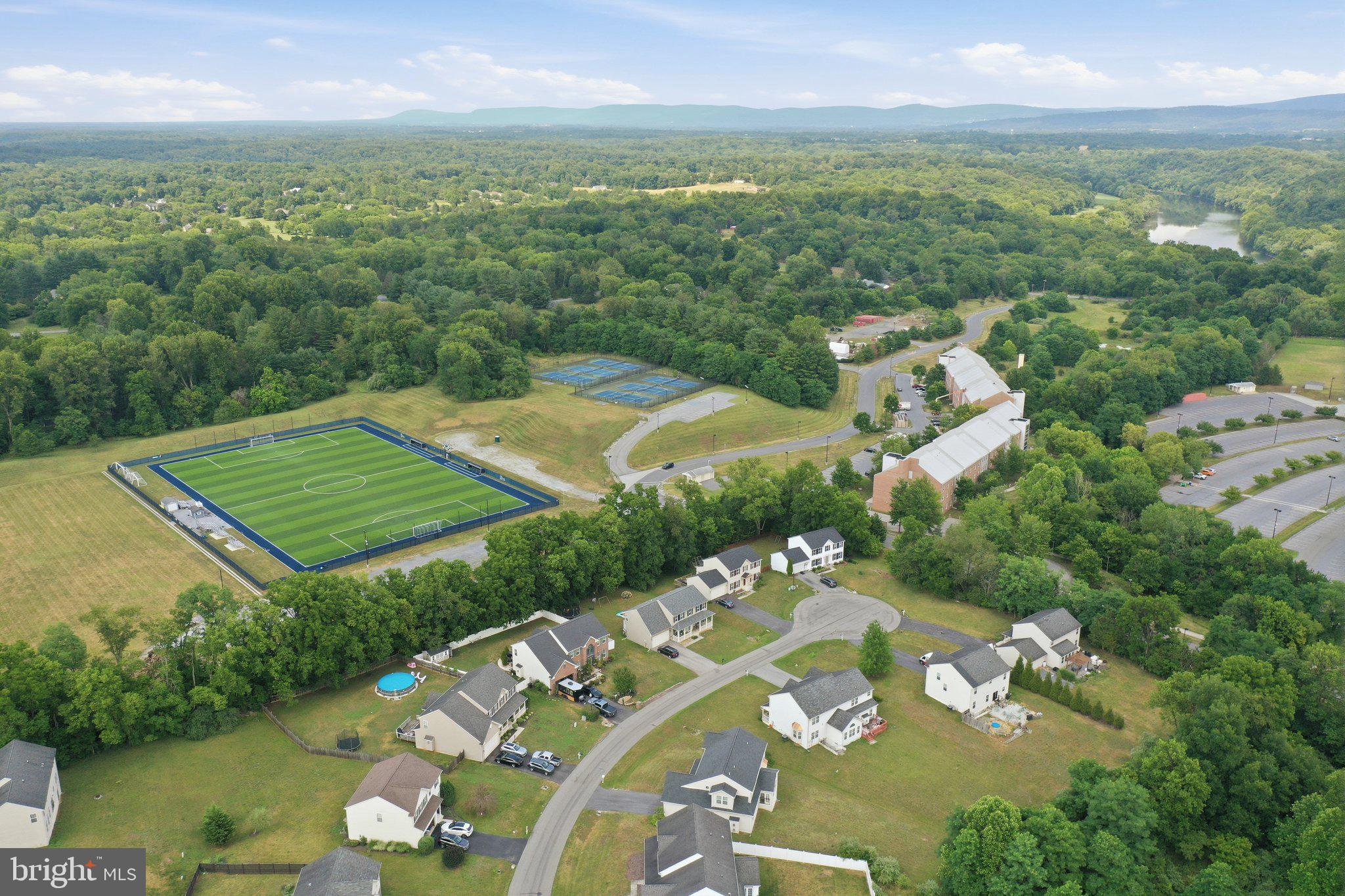 MADDEX FARM - Residential