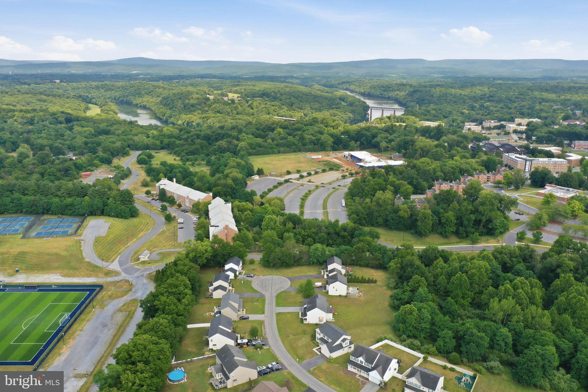 MADDEX FARM - Residential