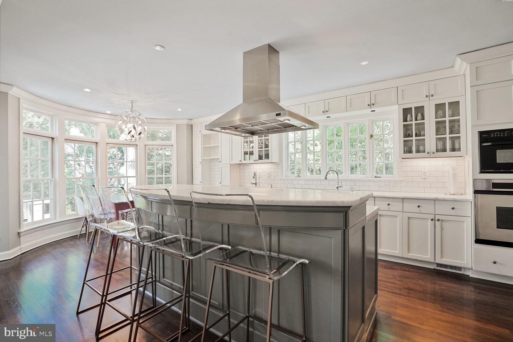 SPRING VALLEY - Residential