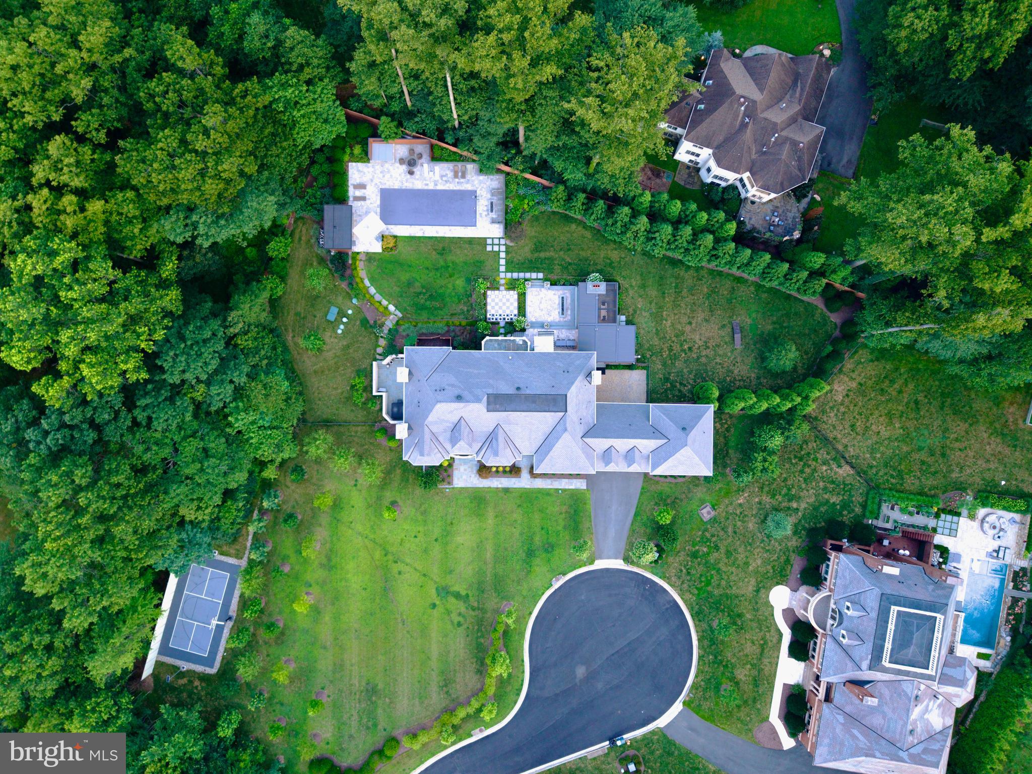 PUTNAM FARM ESTATES - Residential
