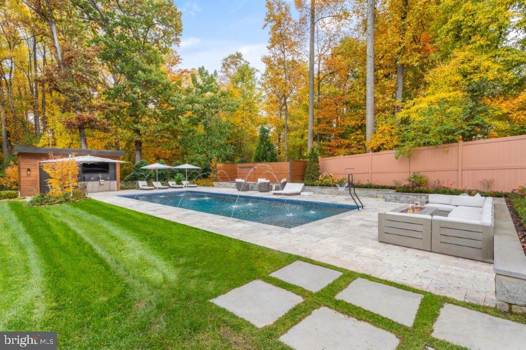PUTNAM FARM ESTATES - Residential