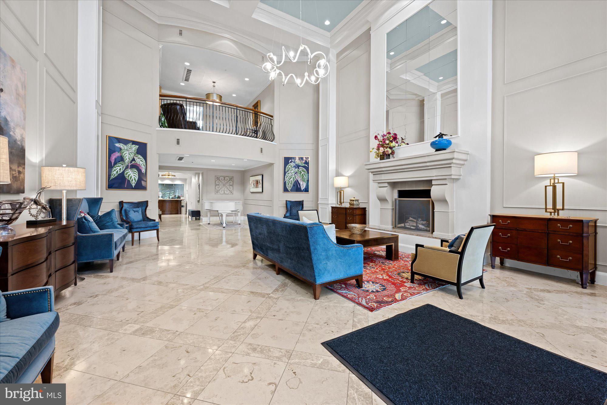 PALLADIUM AT MCLEAN - Residential