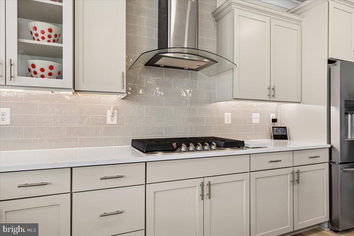 PARKSIDE PRESERVE - Residential