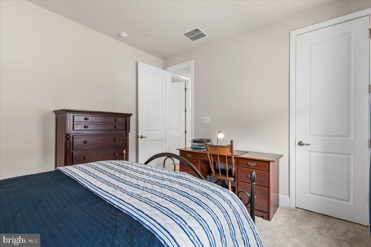PARKSIDE PRESERVE - Residential