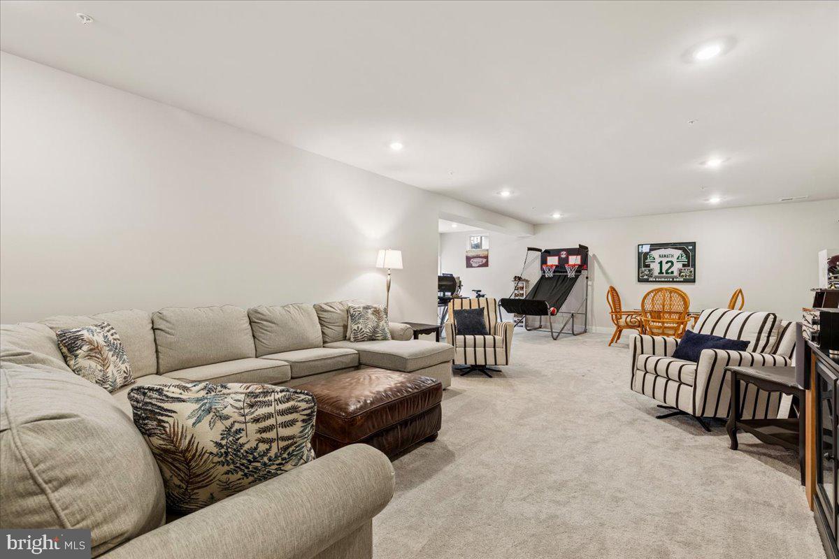 PARKSIDE PRESERVE - Residential