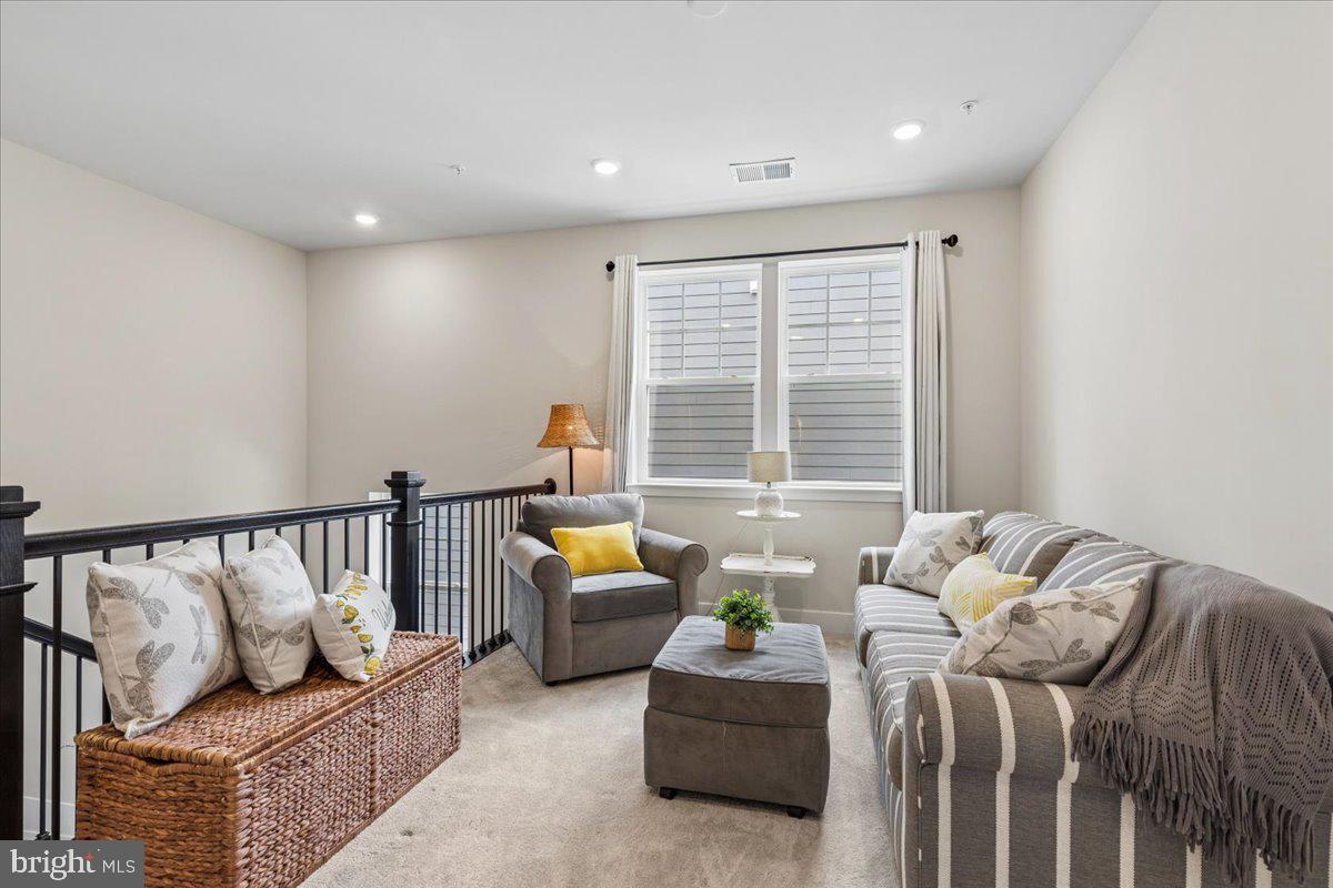 PARKSIDE PRESERVE - Residential