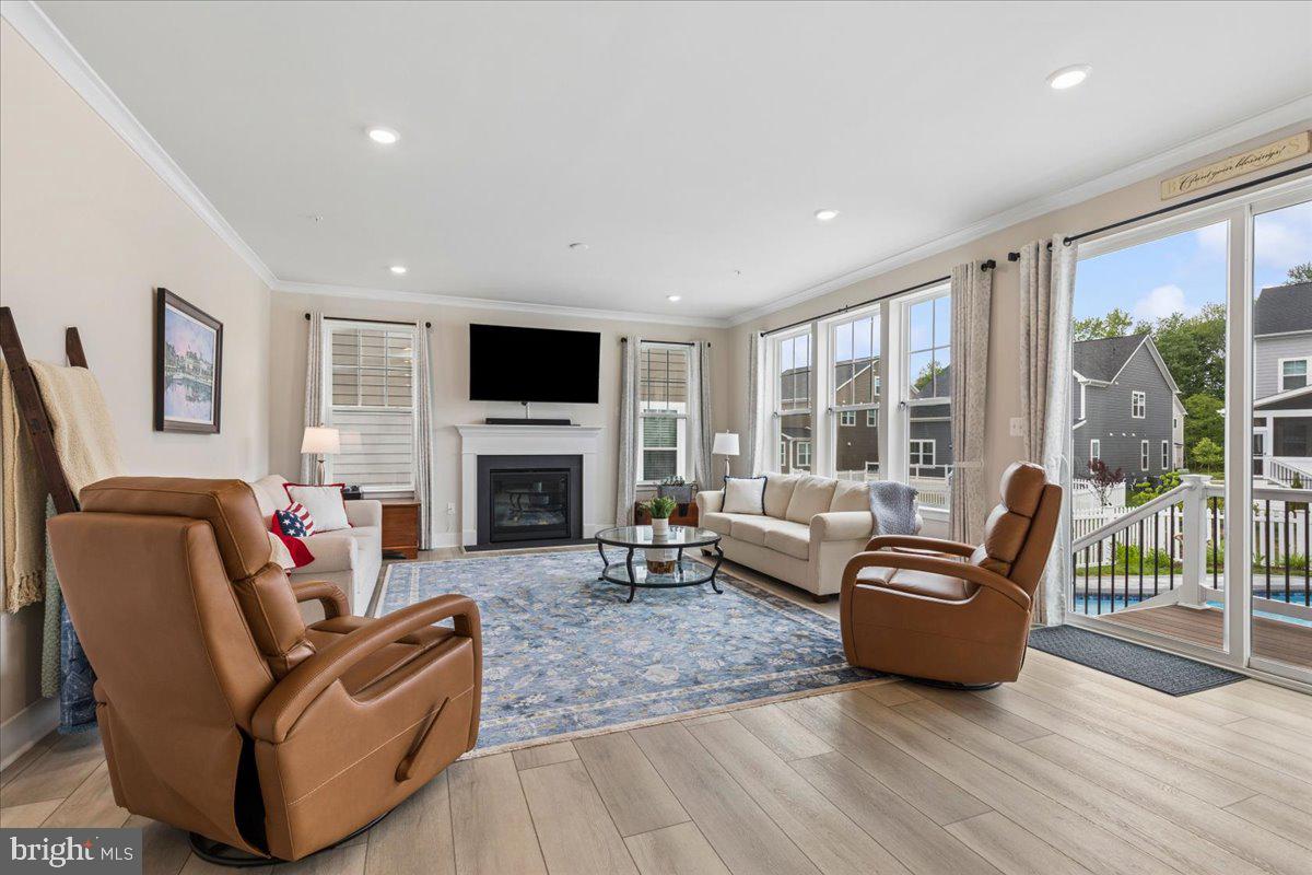 PARKSIDE PRESERVE - Residential