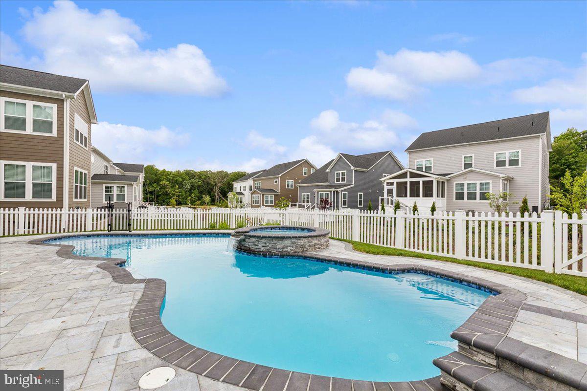 PARKSIDE PRESERVE - Residential