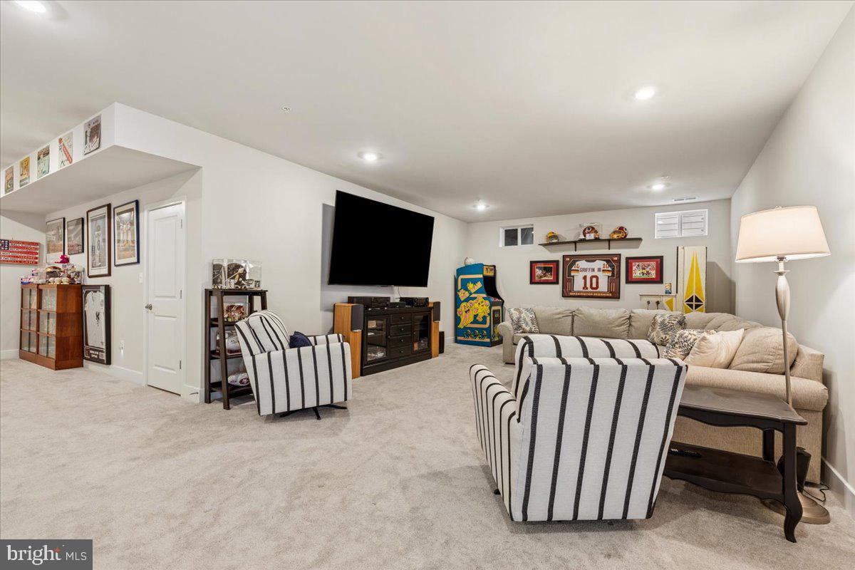 PARKSIDE PRESERVE - Residential