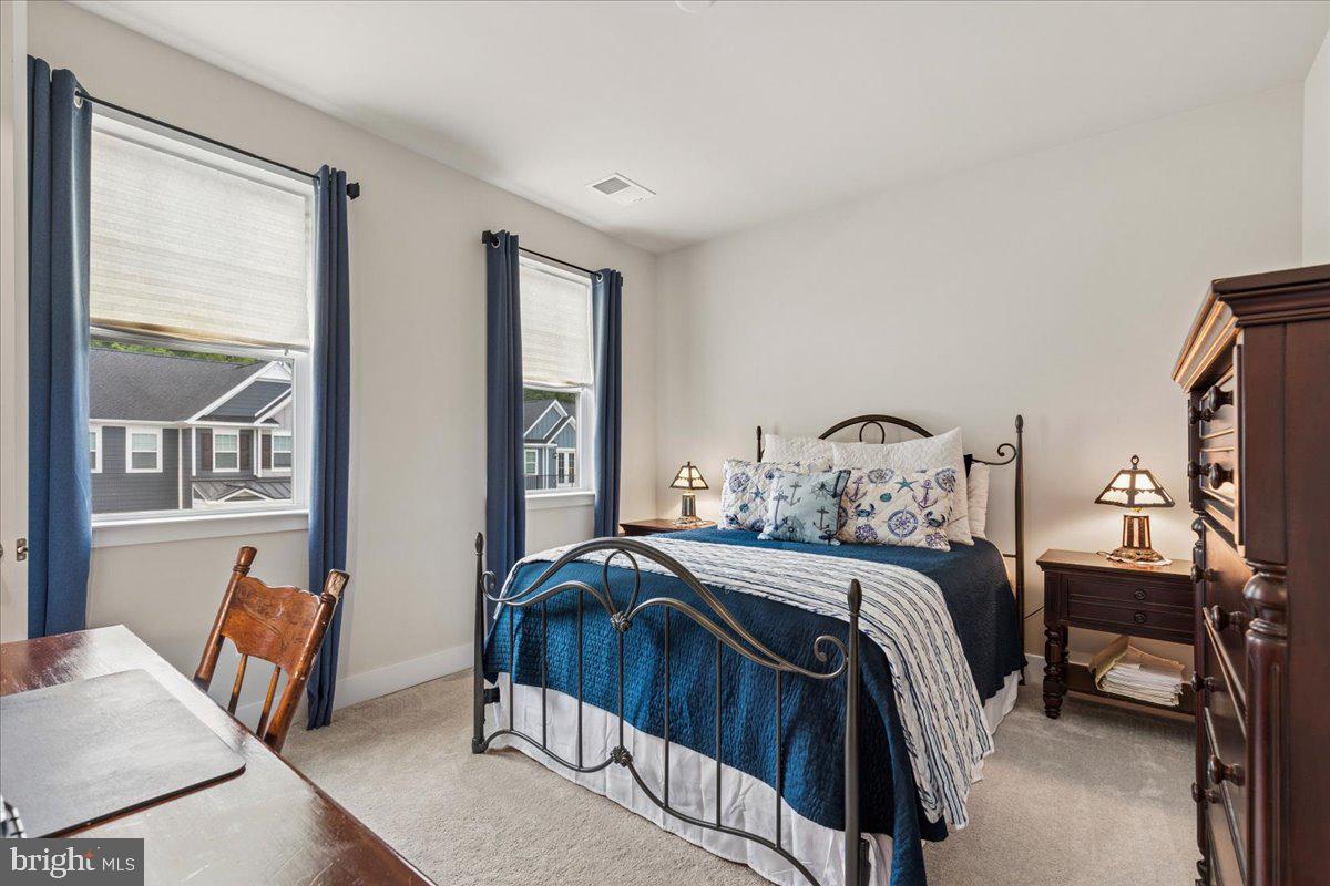 PARKSIDE PRESERVE - Residential