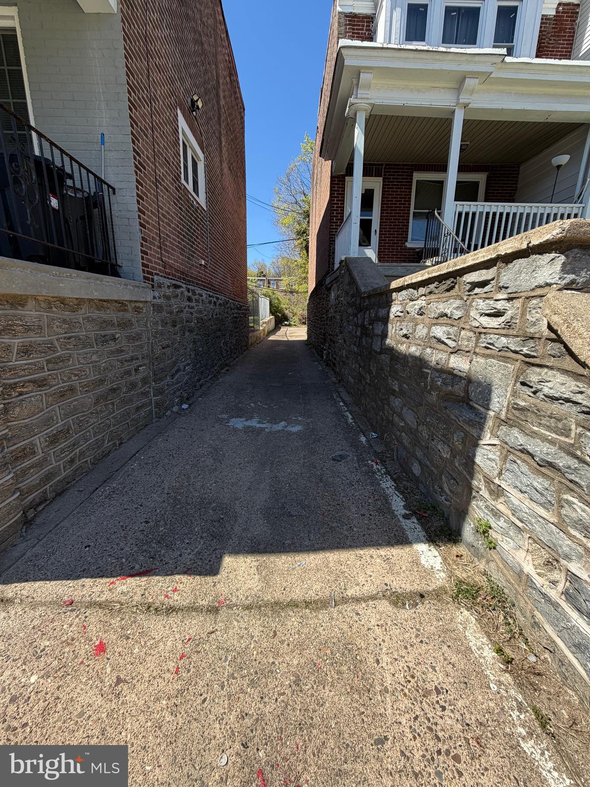LOGAN - Residential