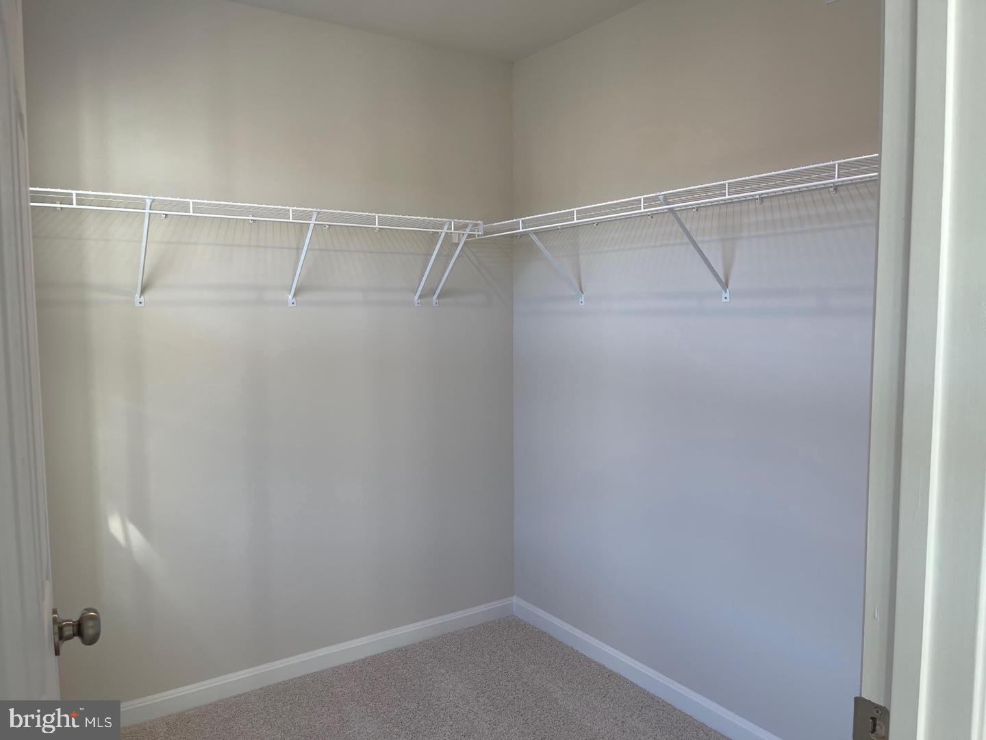 LURAY LANDING - Residential Lease
