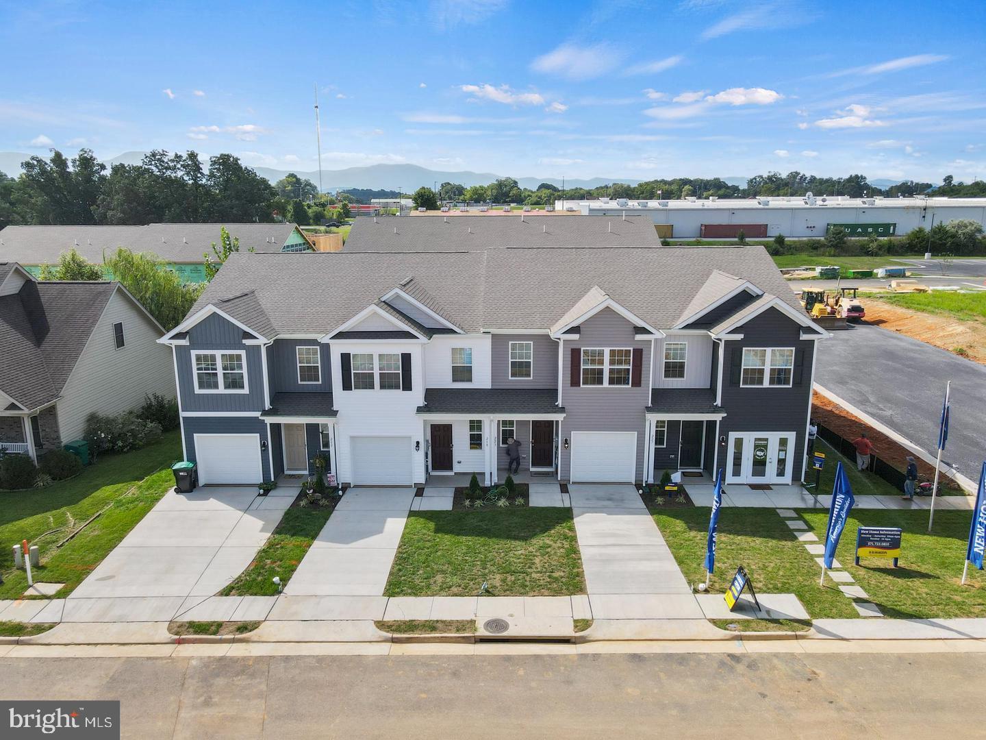 LURAY LANDING - Residential Lease