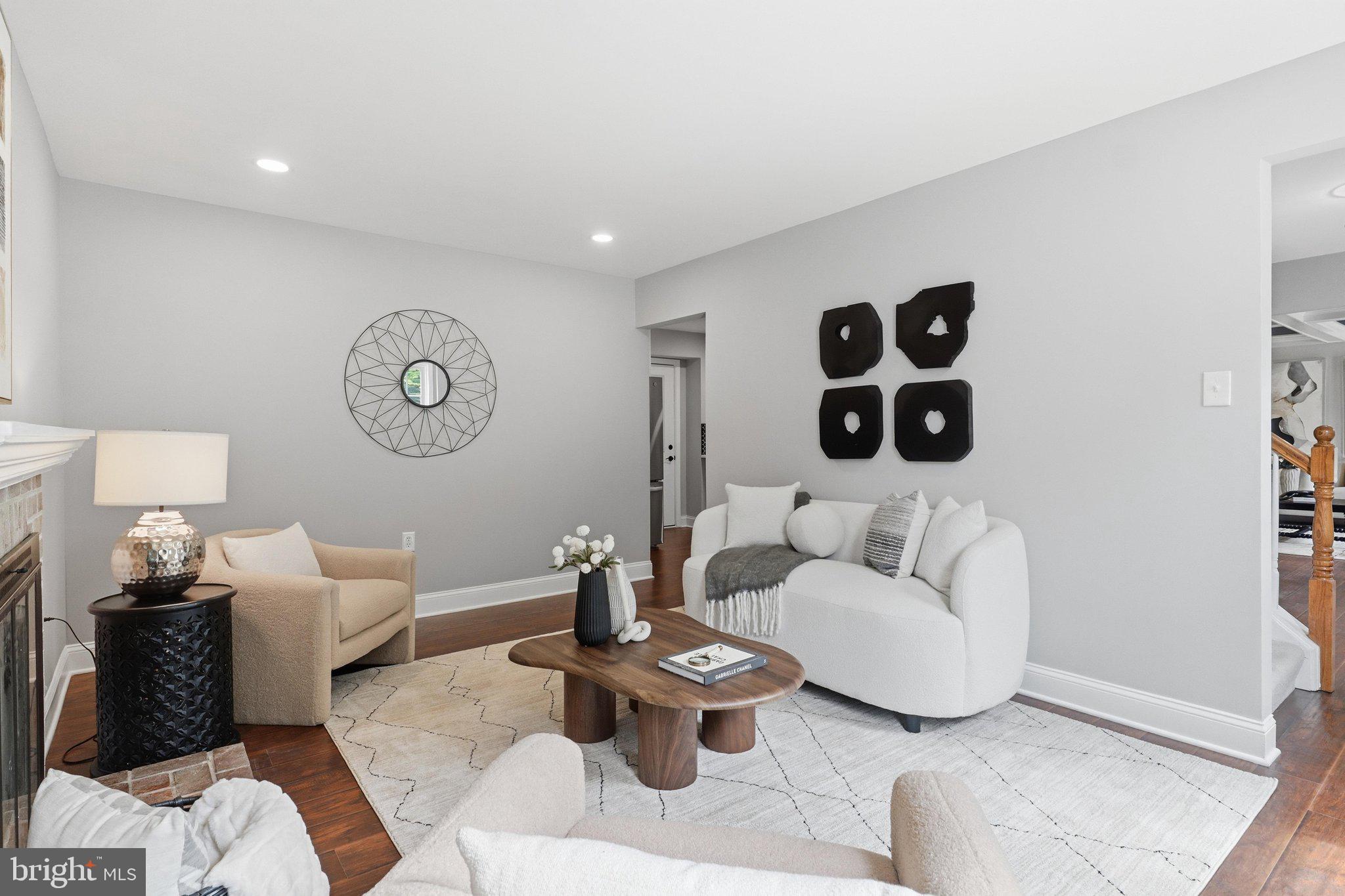 BURKE STATION SQUARE - Residential