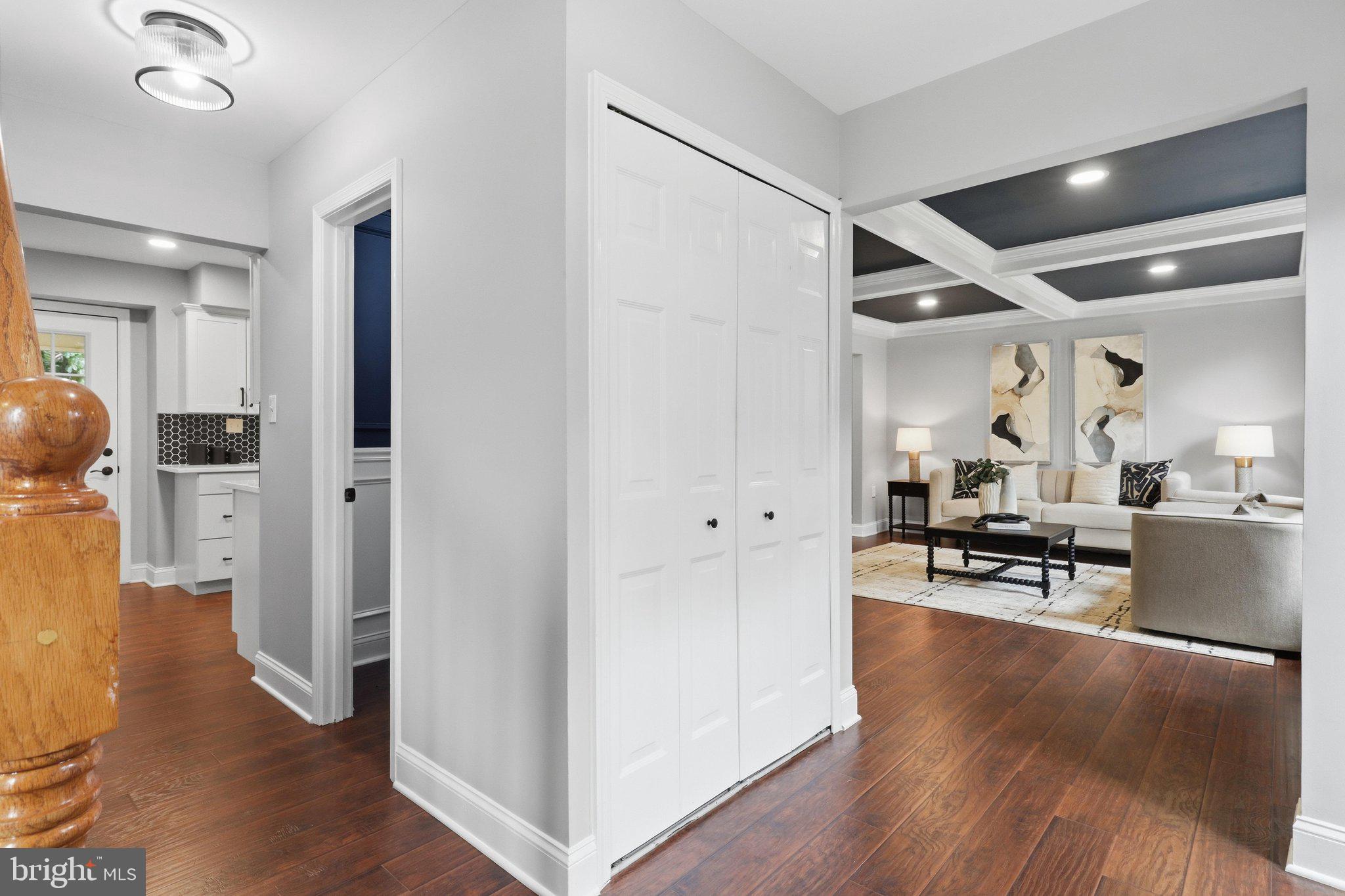 BURKE STATION SQUARE - Residential