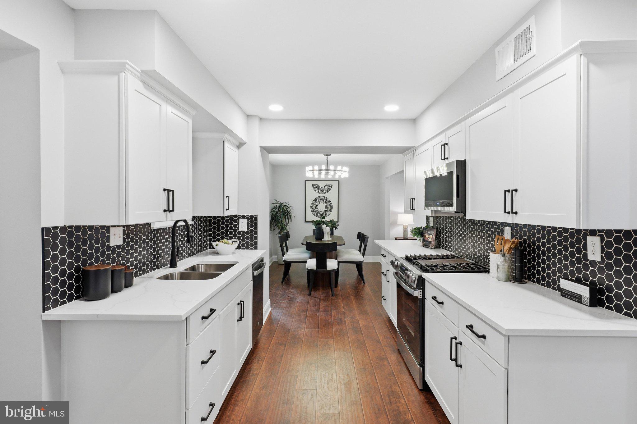 BURKE STATION SQUARE - Residential