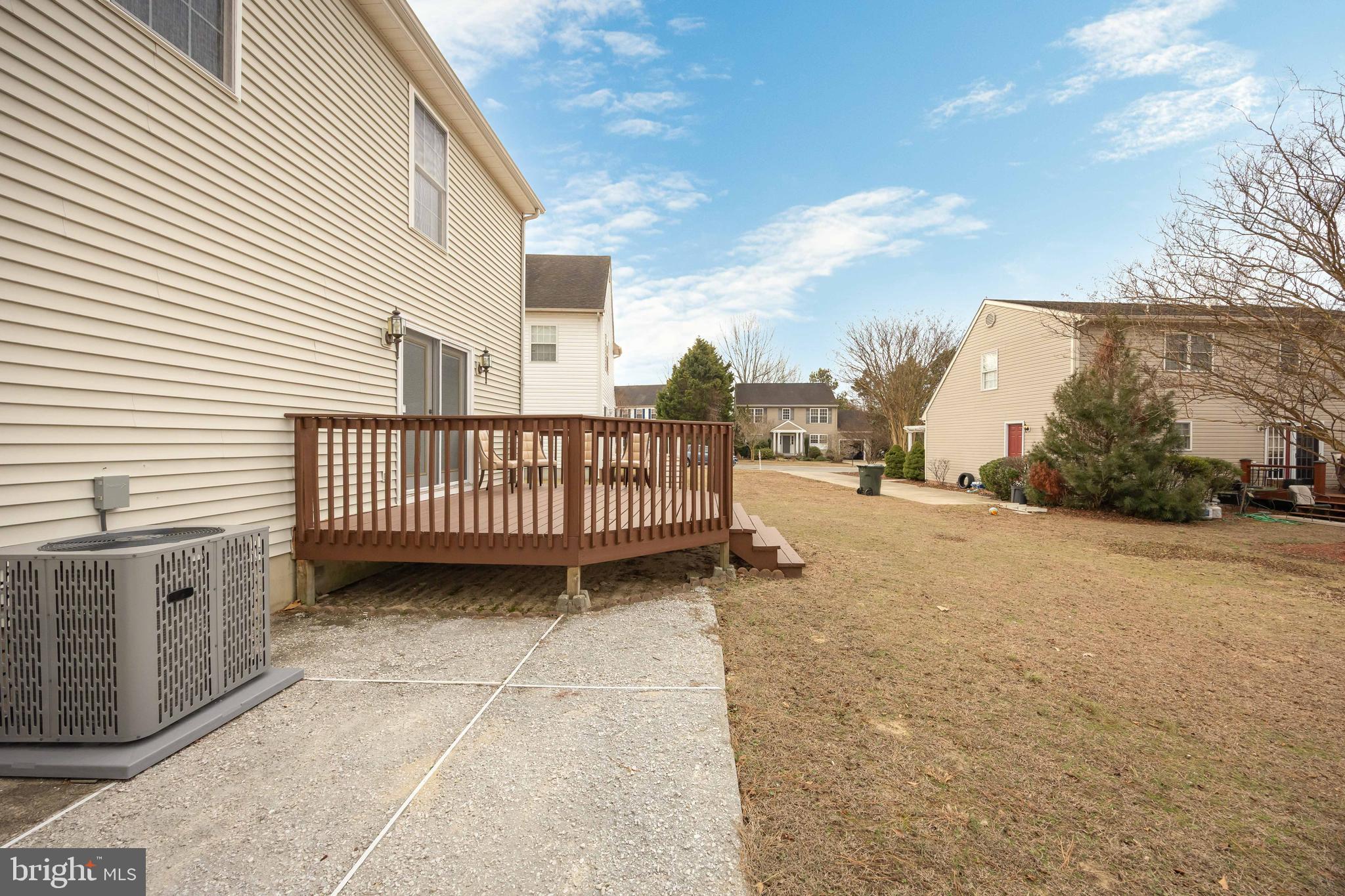 HARBOR POINTE - Residential