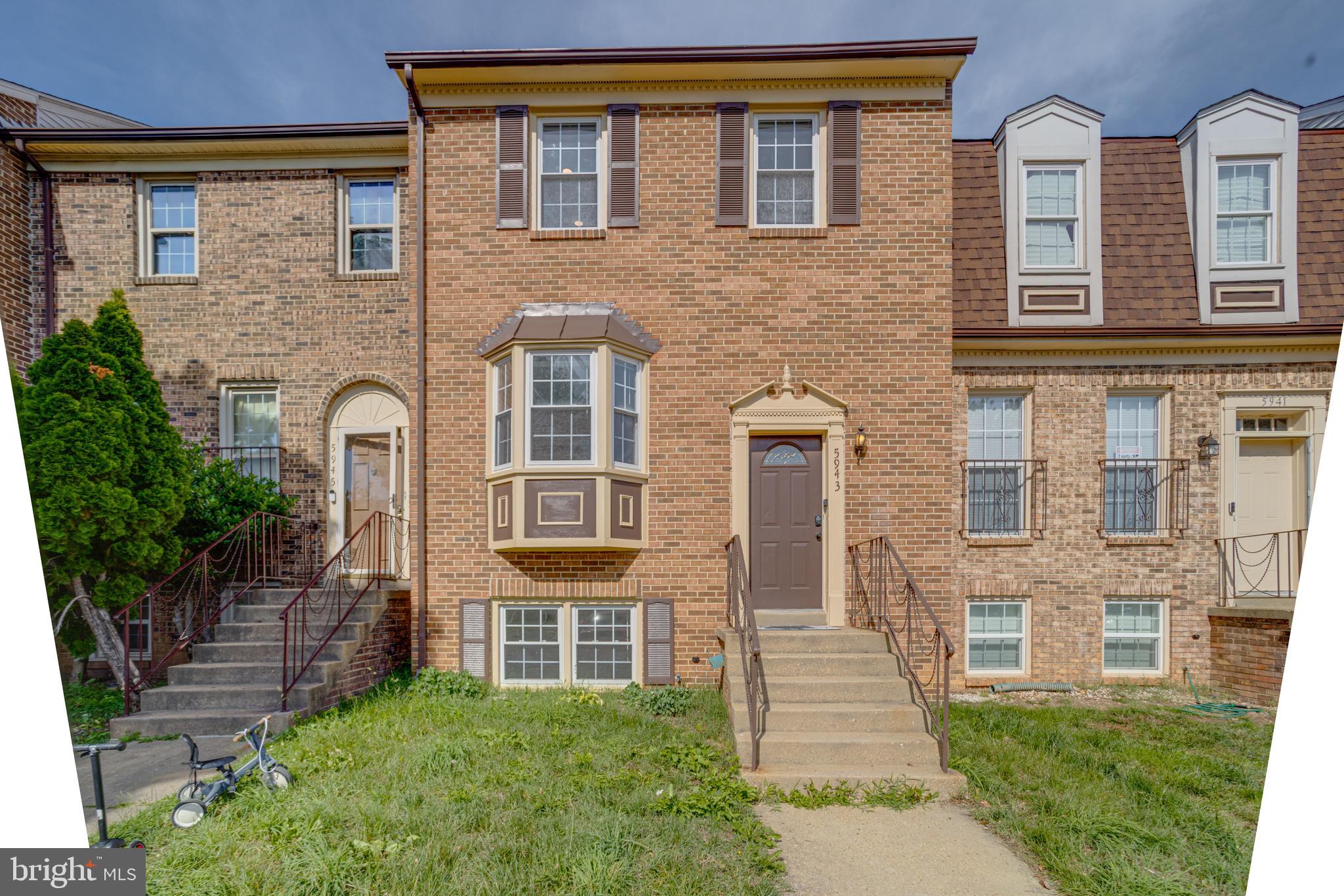 Beautifully updated townhome featuring an open-concept kitchen and updated flooring throughout. Relax by the fireplace in the spacious sunken living room, or step outside to enjoy the fenced backyard and entertain guests on the rear deck. This home offers the perfect blend of comfort, style, and functionality for everyday living.