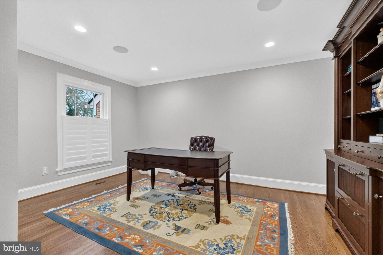 LYNWOOD - Residential