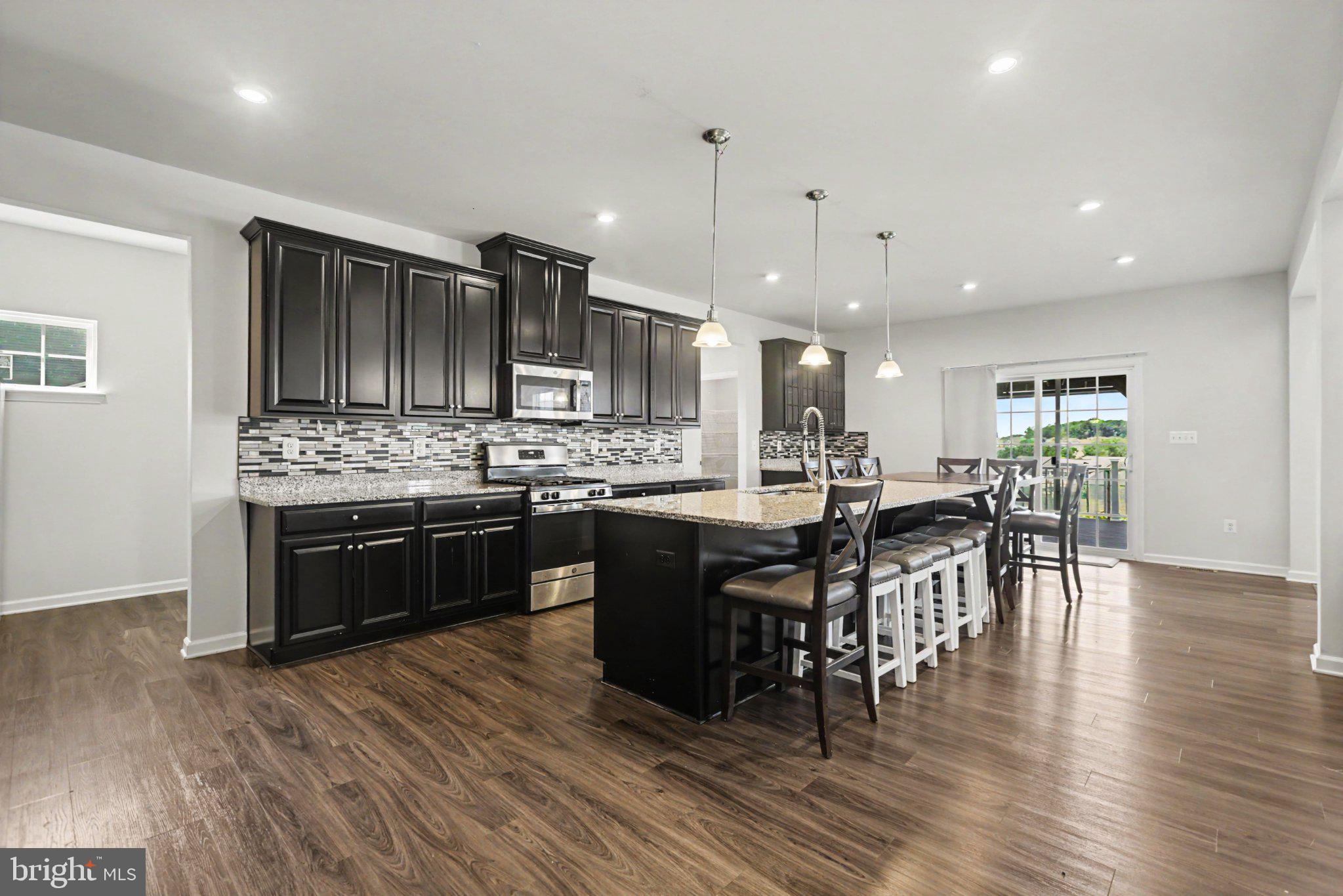 STRAY WINDS FARM - Residential