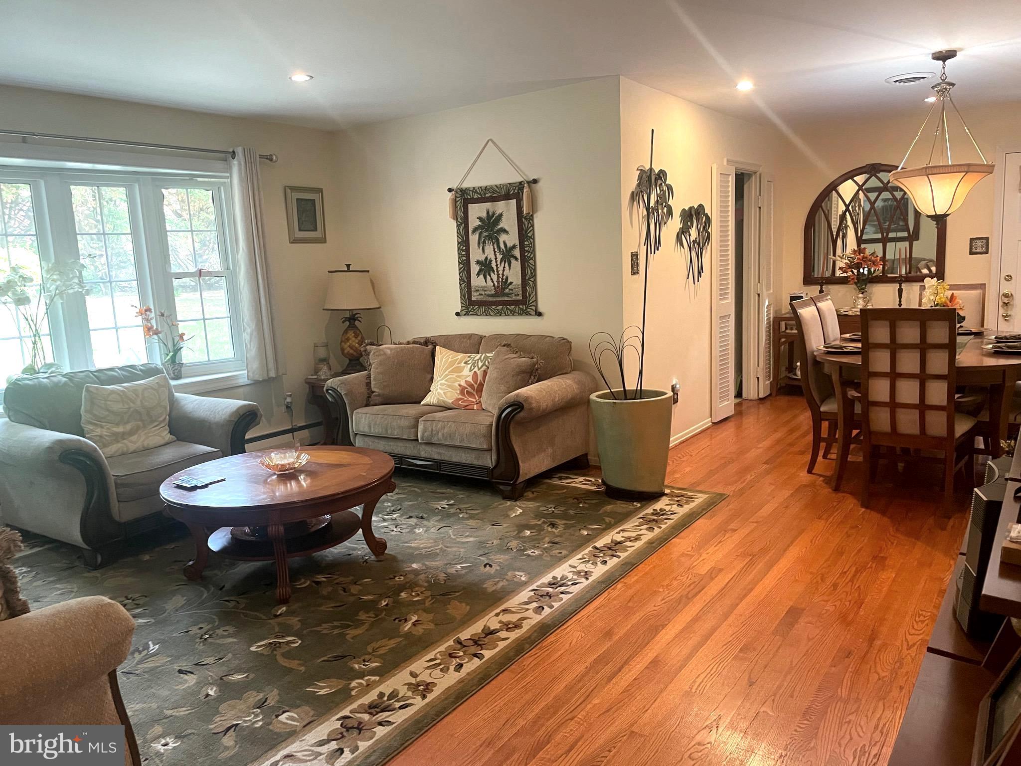 HOLLAWAY ESTATES - Residential