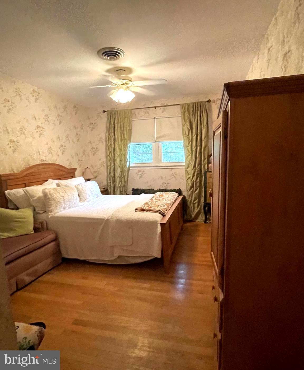 HOLLAWAY ESTATES - Residential