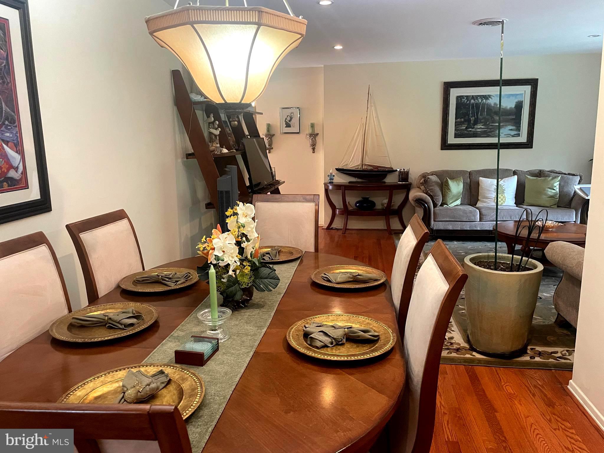 HOLLAWAY ESTATES - Residential