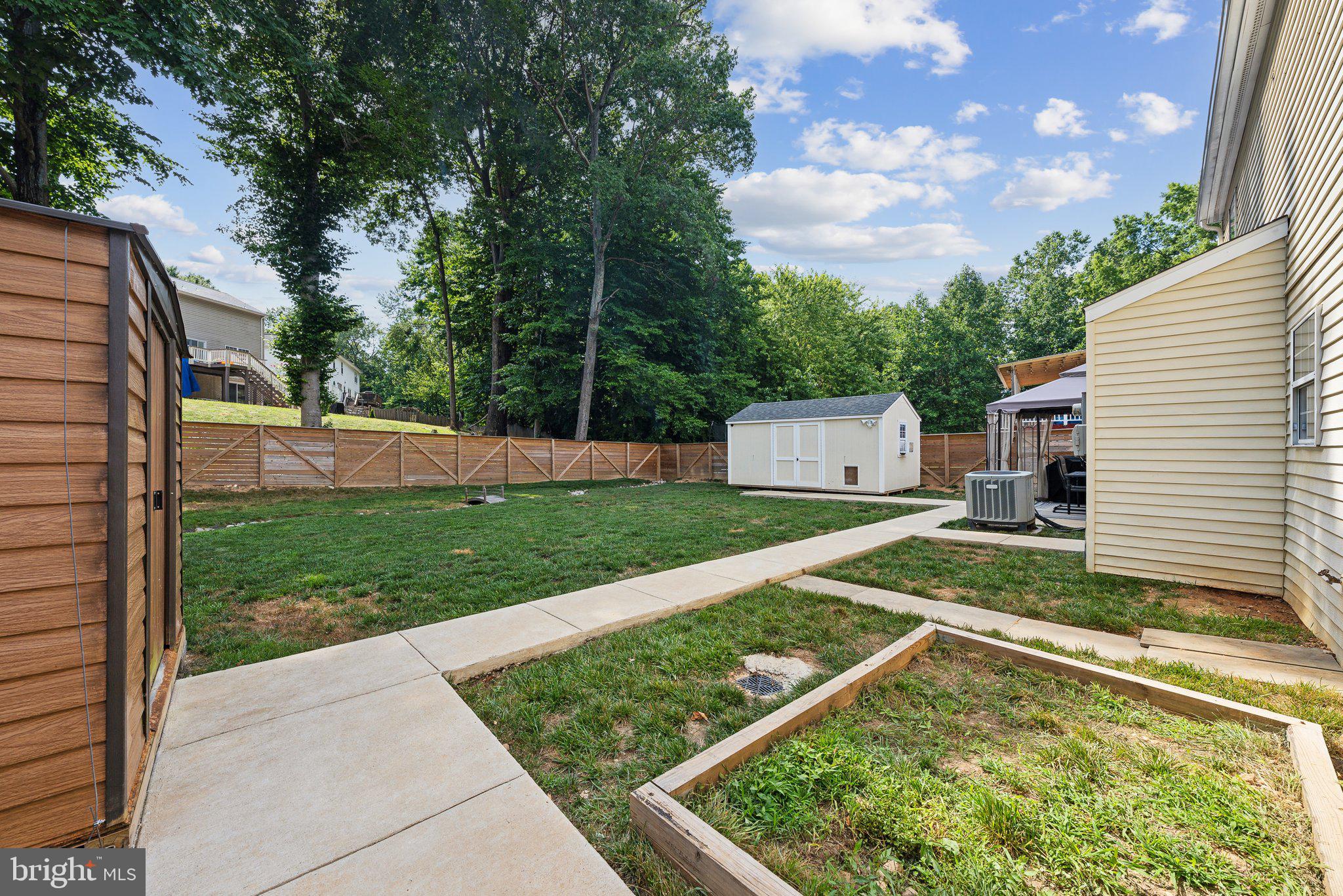 DALE CITY - Residential
