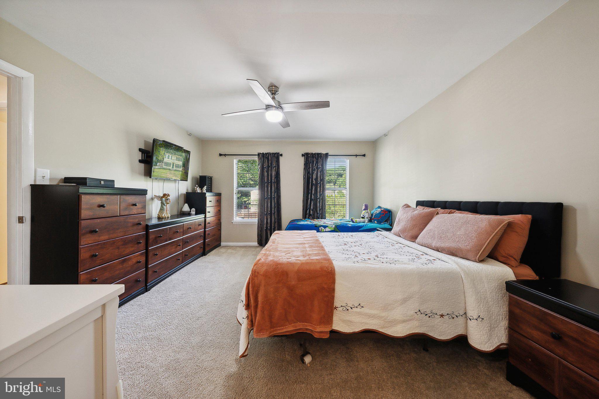 DALE CITY - Residential
