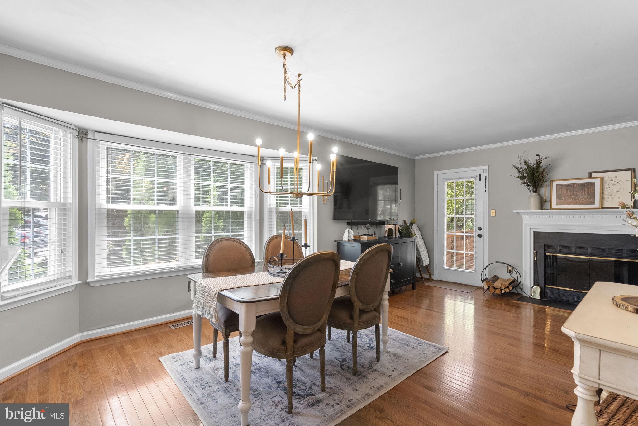 GUNNERS LAKE VILLAGE - Residential