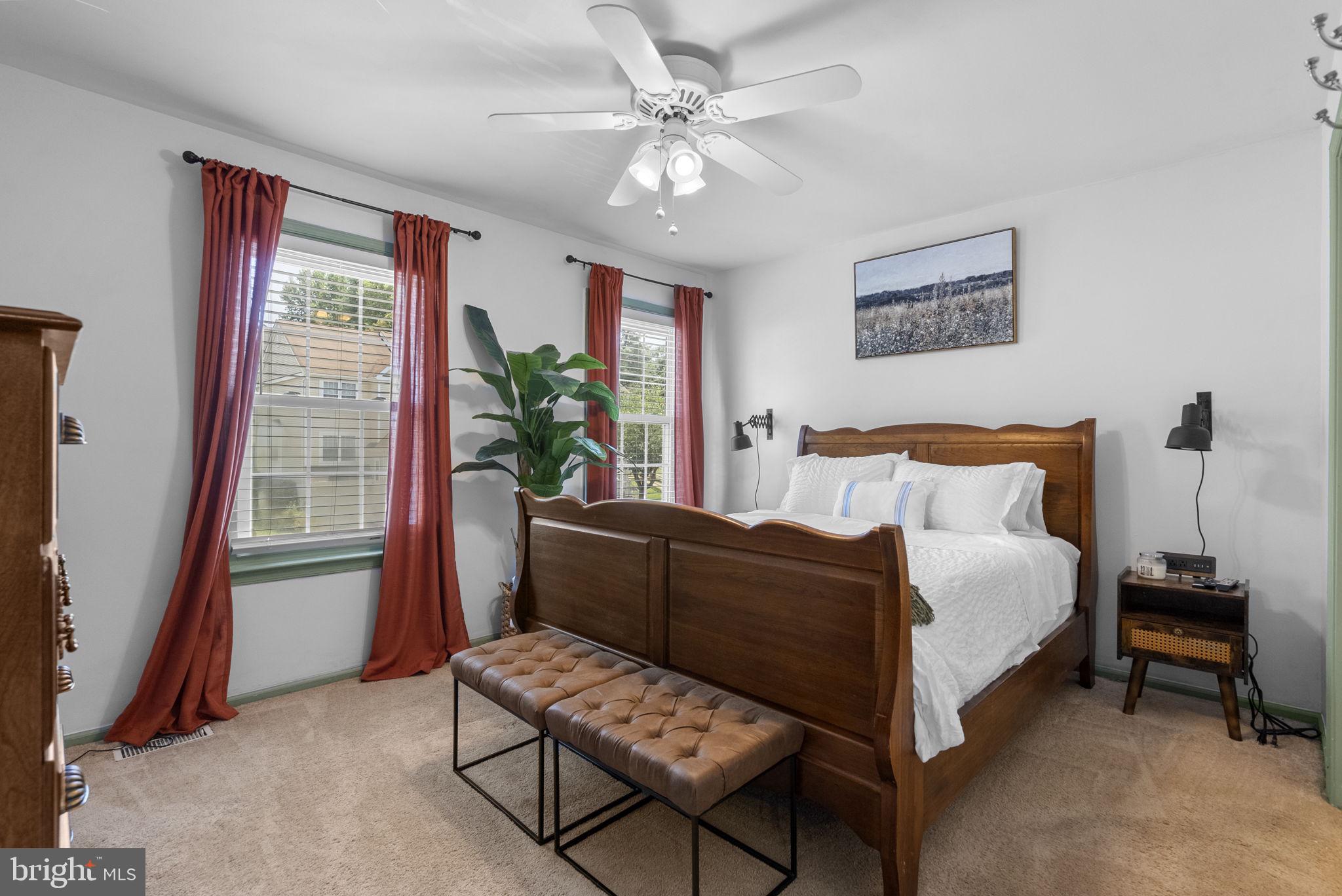 GUNNERS LAKE VILLAGE - Residential