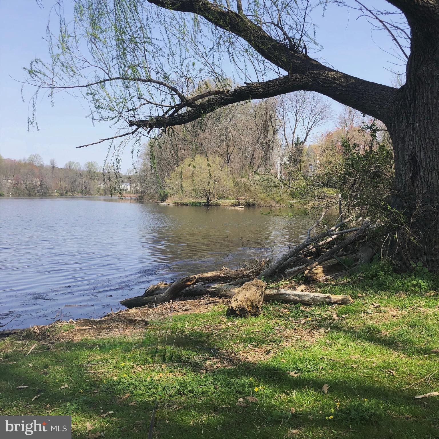 GUNNERS LAKE VILLAGE - Residential