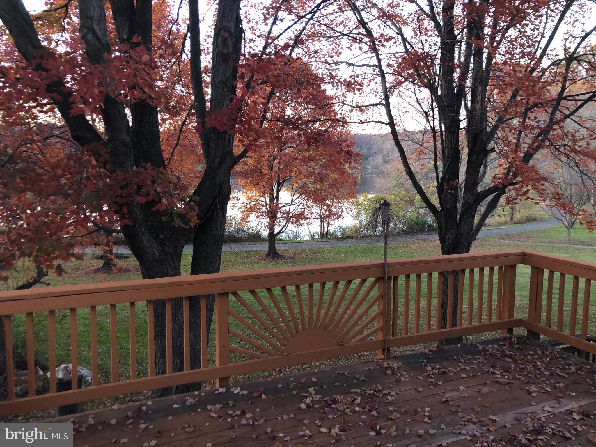 GUNNERS LAKE VILLAGE - Residential