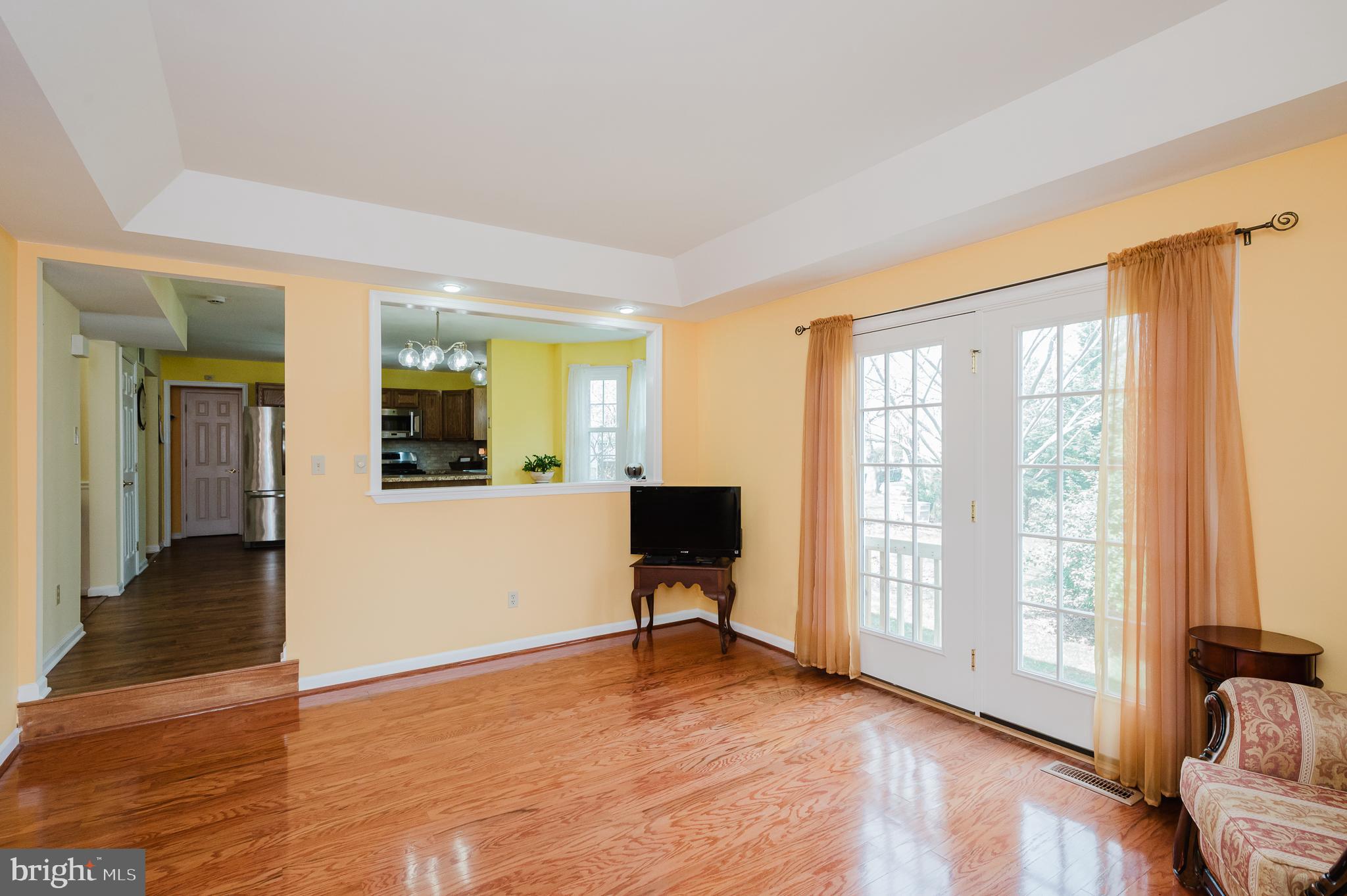 SUMMERVALE - Residential