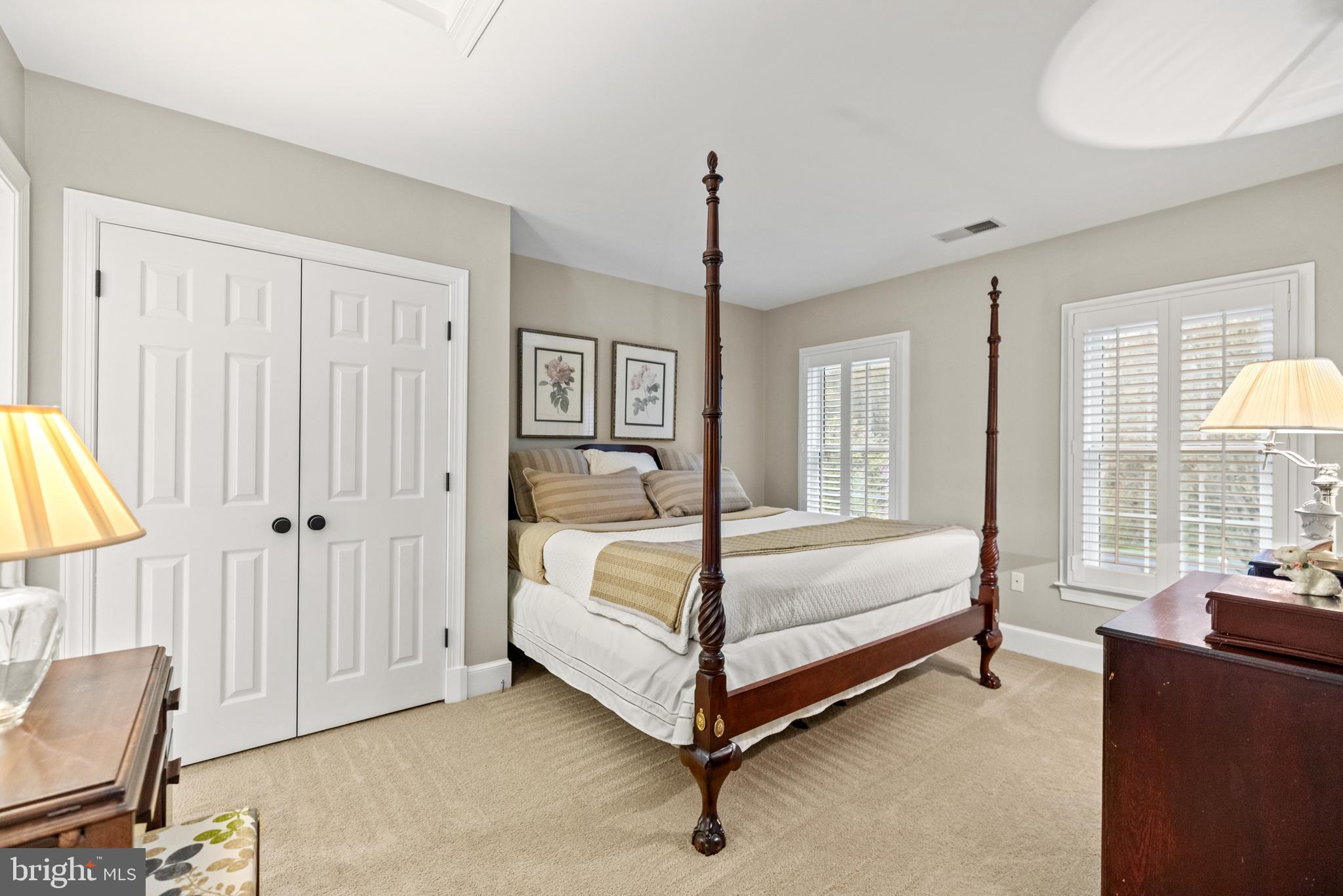 STONEY CREEK WOODS - Residential