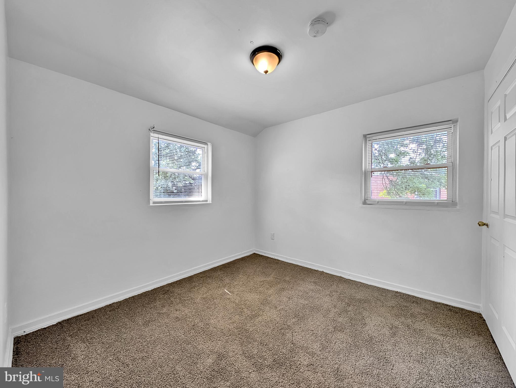 TEMPLETON KNOLLS - Residential