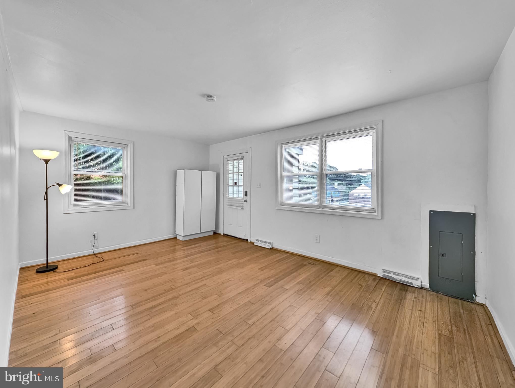TEMPLETON KNOLLS - Residential