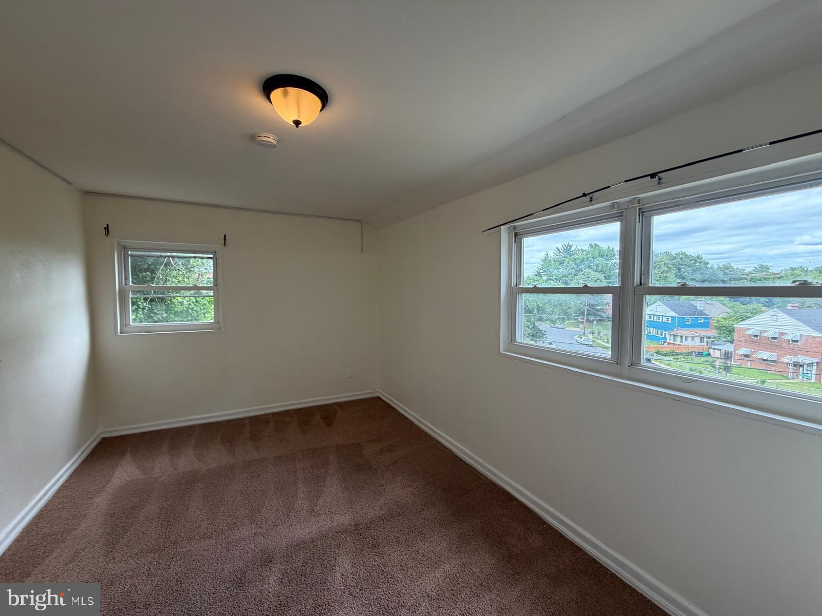 TEMPLETON KNOLLS - Residential