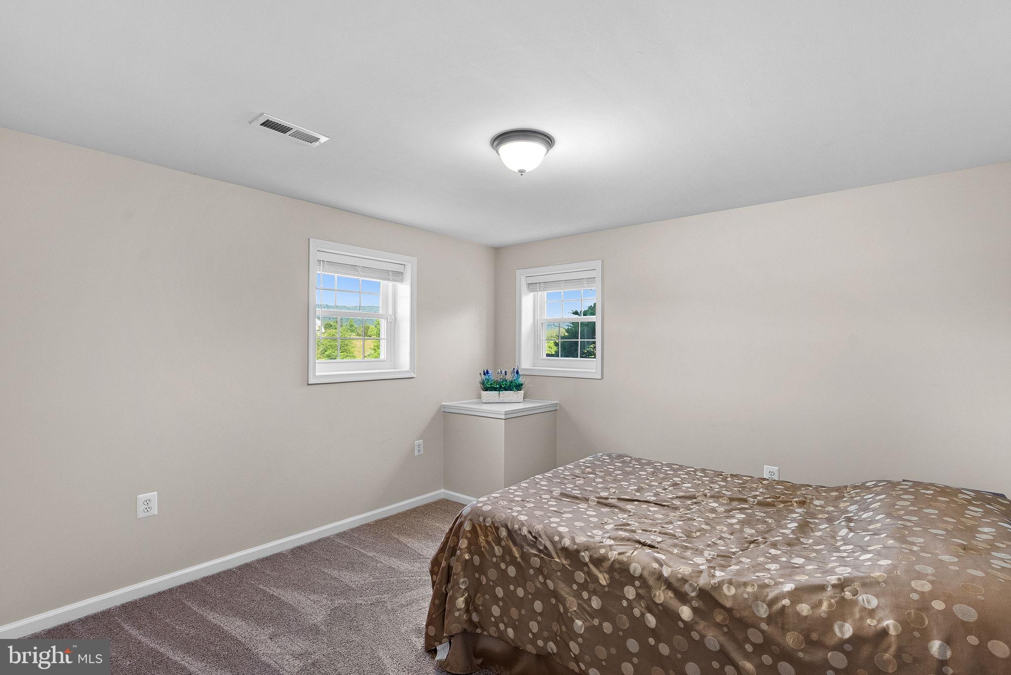 BROWN - Residential