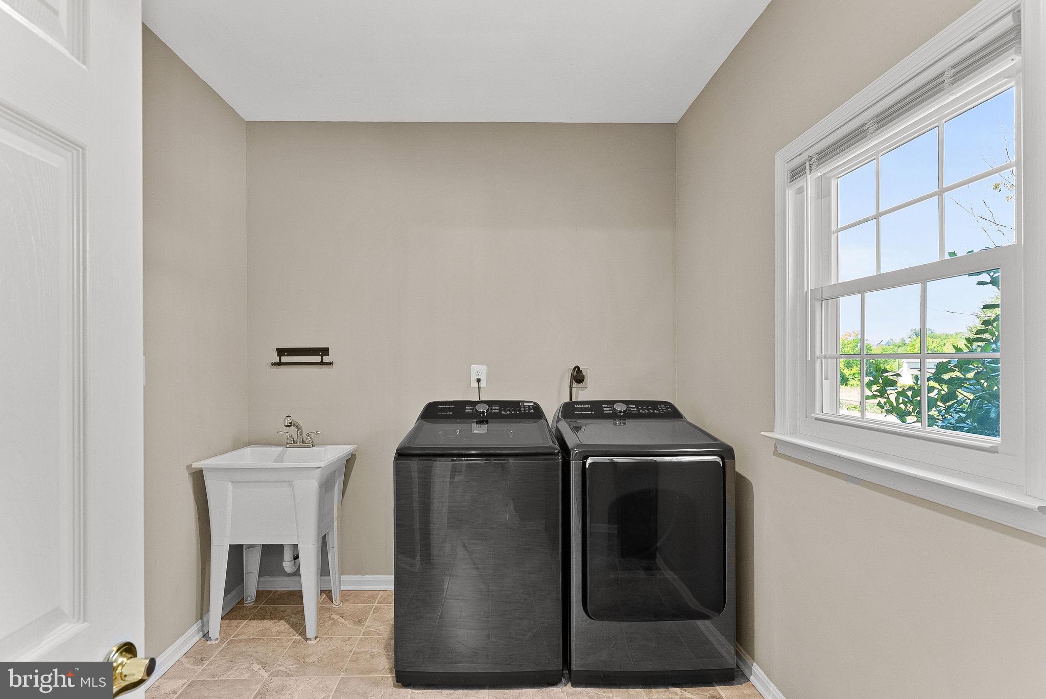 BROWN - Residential