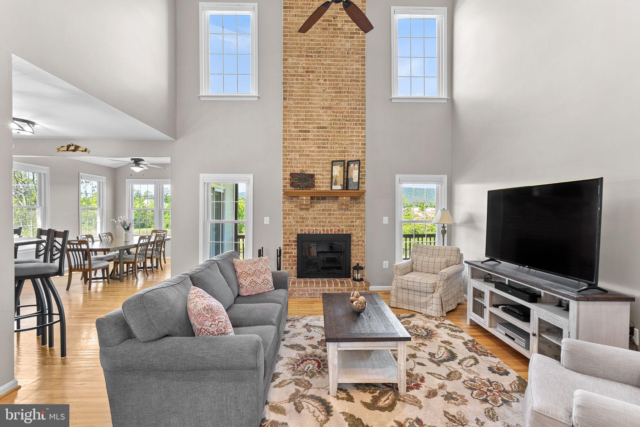 BROWN - Residential