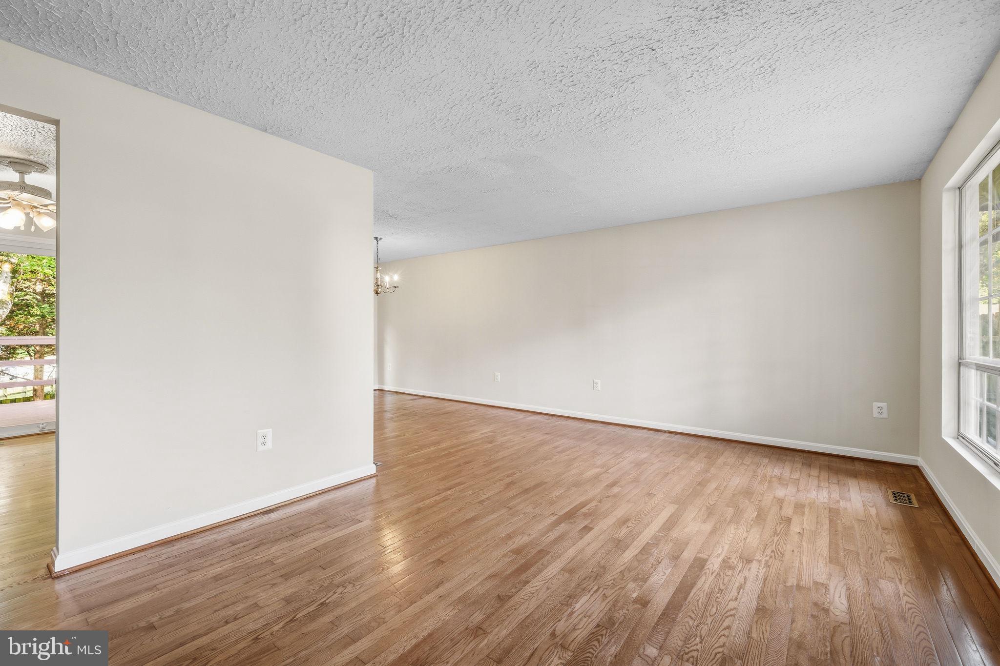 BURKE CENTRE - Residential